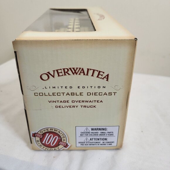 Overwaitea 100th Birthday Diecast Vintage Delivery Truck 2015 Vancouver - Picture 7 of 11